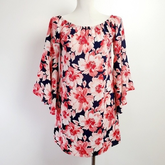 floral dress Women’s Small flutter bell sleeve Flowy Lightweight Beachy Spring - Picture 1 of 11
